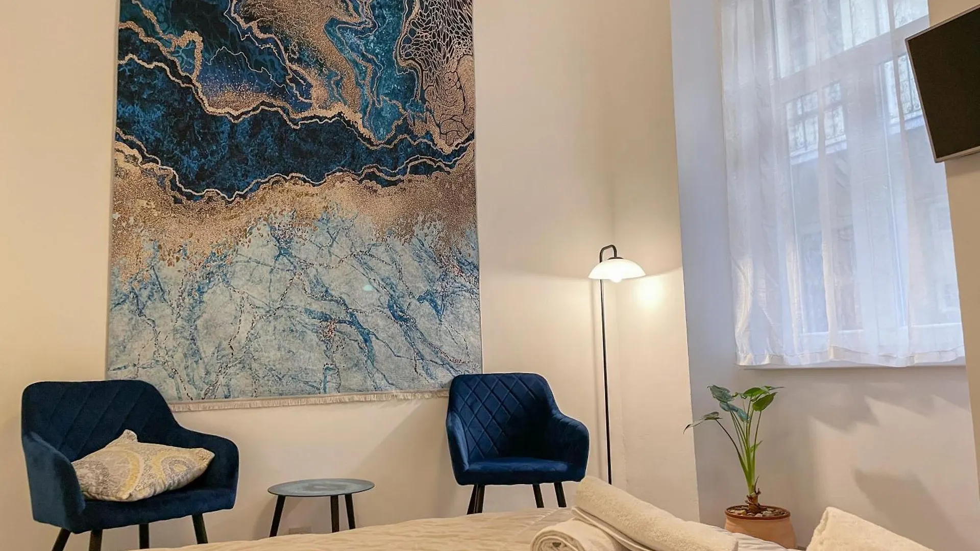 Free Parking, Downtown Apartment Near New York Cafe Budapest Hungary
