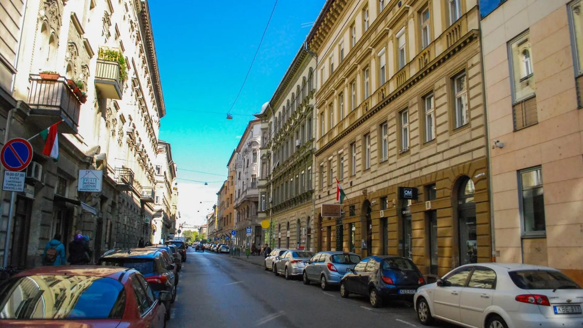Free Parking, Downtown Apartment Near New York Cafe Budapest